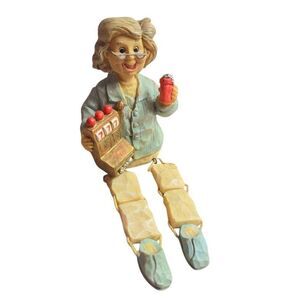 Wmg Granny Gambling Machine Shelf Sitter 2003 Jointed Legs